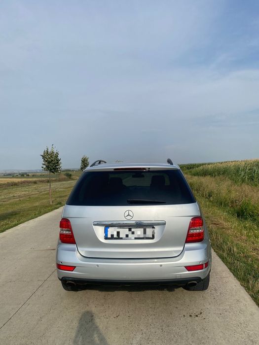 Mercedes Benz ML350