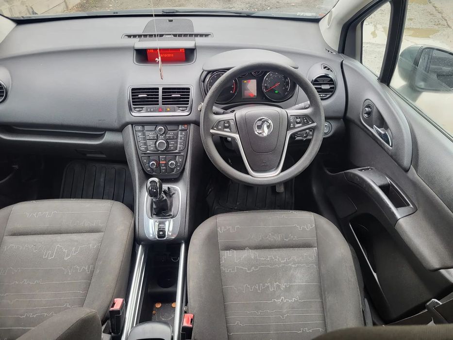 Dezmembram/Piese Opel Meriva B
