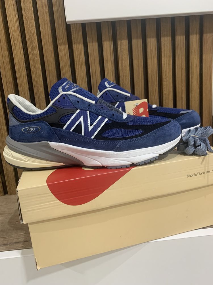 New Balance/990v6
