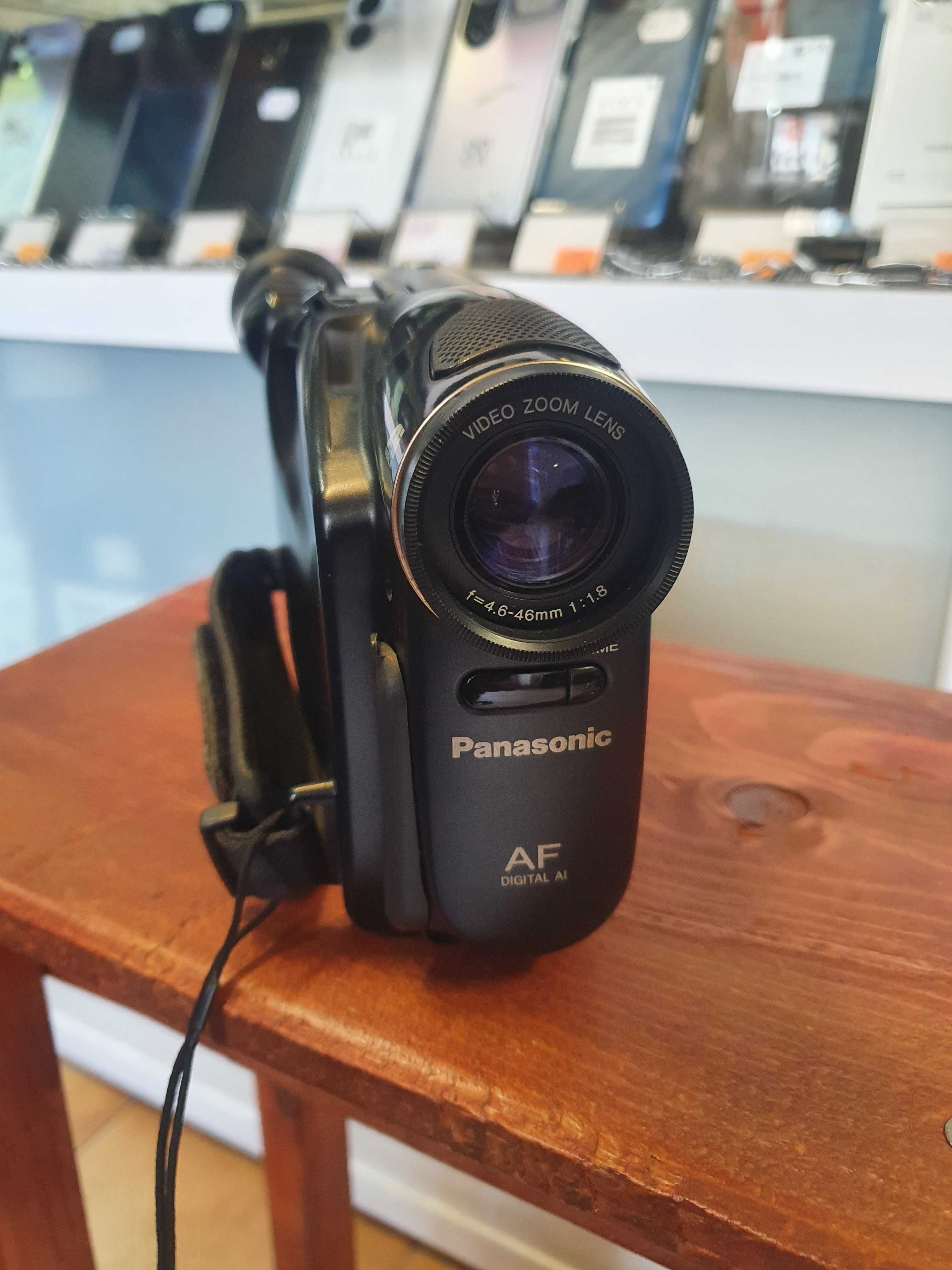 Видеокамера Panasonic NV-A1EN Пълен комплект. Със всички принадлеж