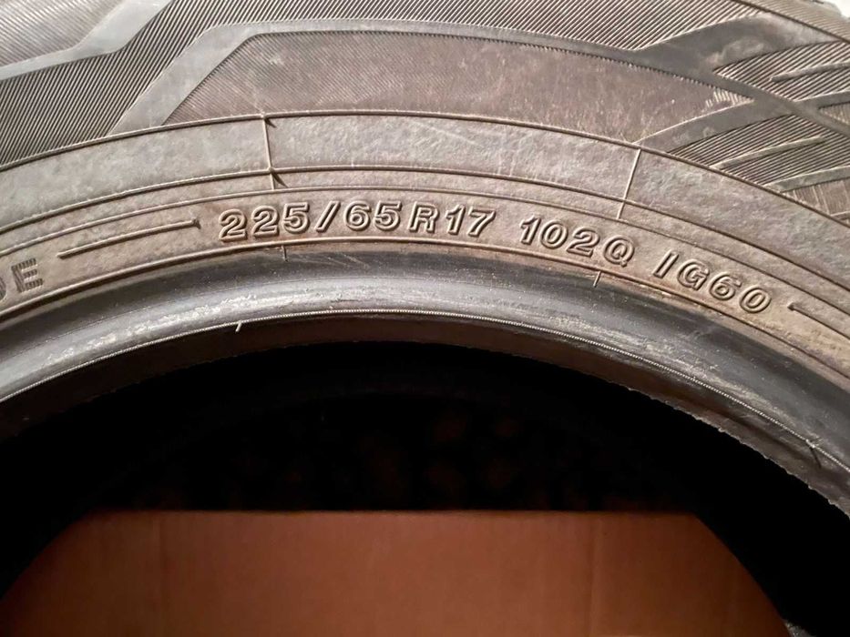 Продам Yokohama Ice Guard IG60 225/65 R17 102Q без шипов