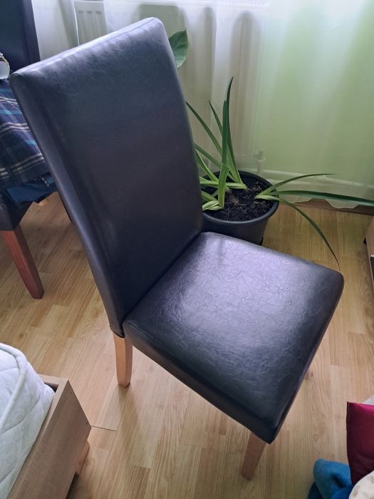 Scaun maro,piele ecologica