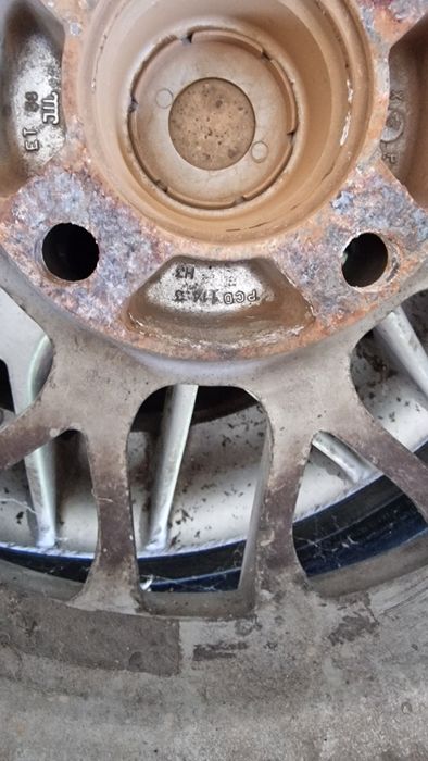 Продавам оригинални за Nissan 6Jx14 H2 4x114.3 et.38