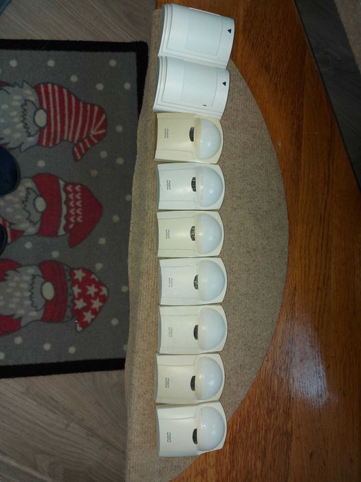 Componente alarmă: senzori, sirenă, panoul central, tastatură