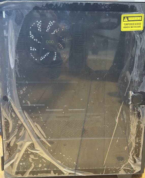 Carcasa Gamemax Diamond cu 6 ventilatoare ARGB + Sursa Seasonic 650W