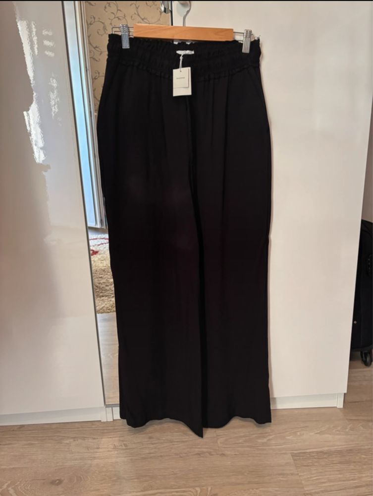 Pantaloni wide leg - Reserved