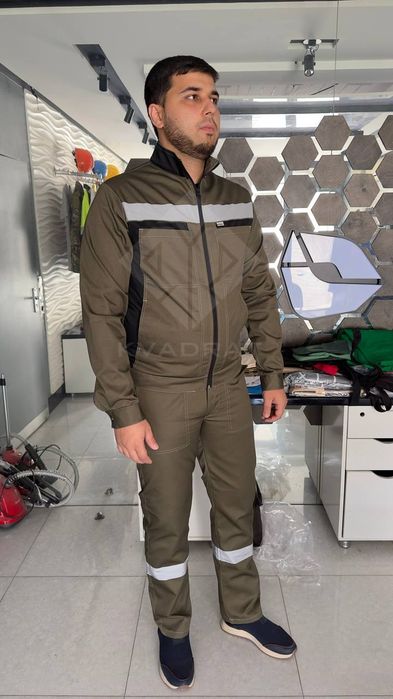 Спецодежда для рабочих