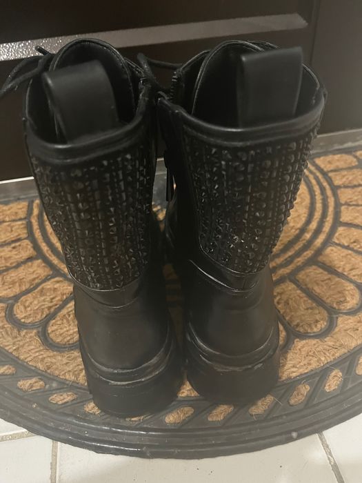 Дамски зимни боти