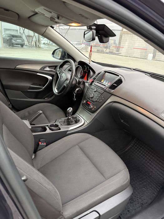 Opel insignia 1.4 benzina turbo 2012
