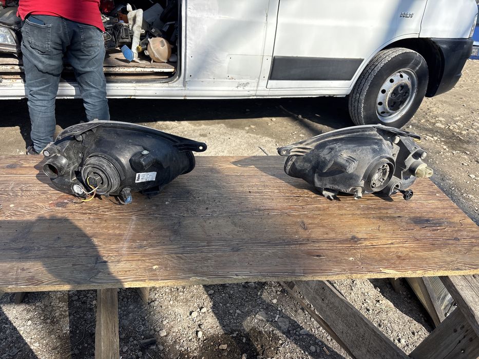 Десни Фарове за Опел Корса Б 1994- 1999г