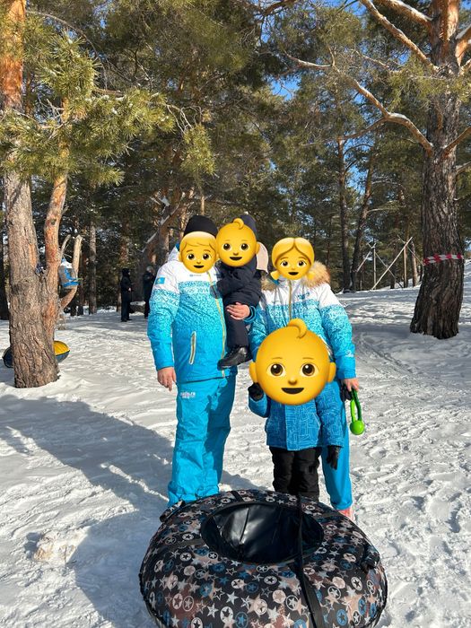 Лыжный костюм очень стилный