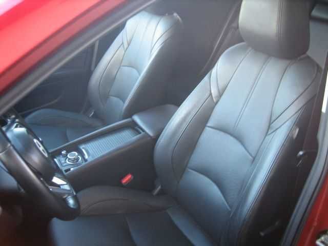 Mazda 3 SKYACTIV-G165 + GPL 2017 Revolution Top,Led,Navi,Bose,Piele.