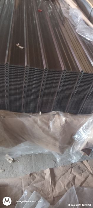 Tabla cutata de 0,4 preț 35  0,3 preț 25 lei0,2 preț 18 lei