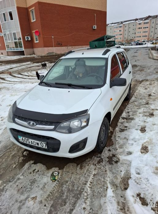 Продам машину калина 2013 год