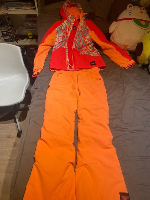 Costum schi O’Neill fetite