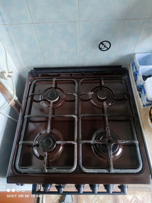 Газовая плита Artel