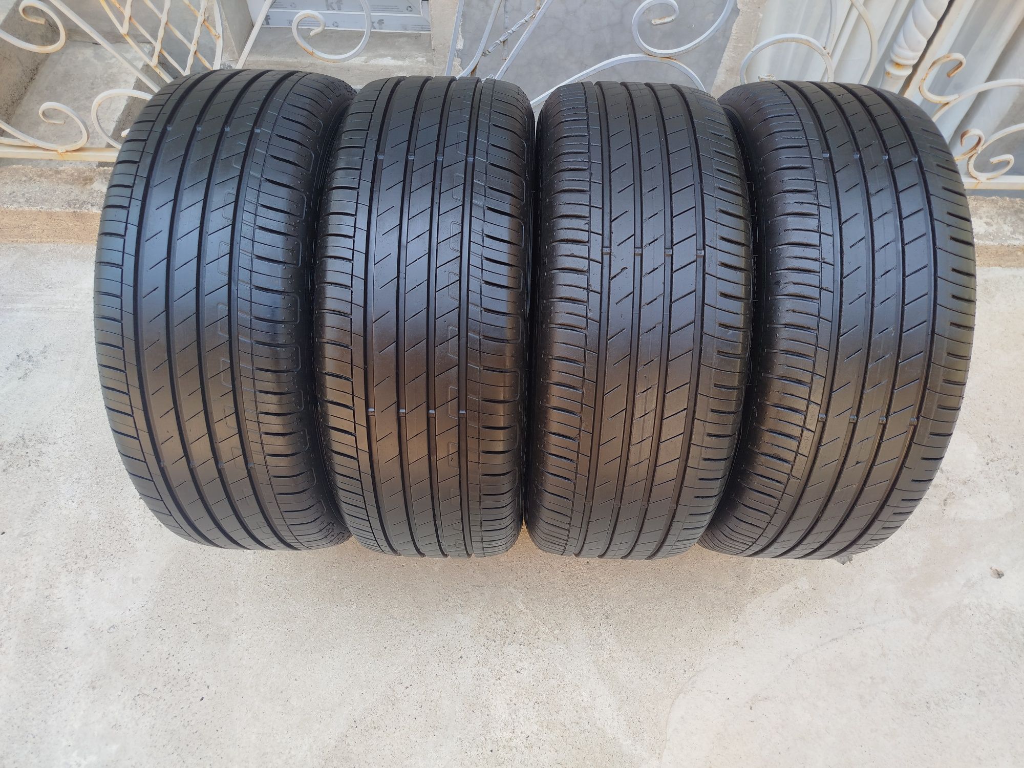 215 55 R17 Shina Good Year