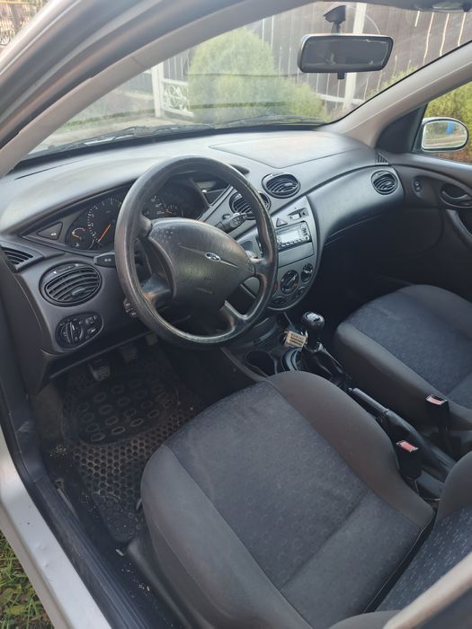 Ford focus 1.6 benzina 2001