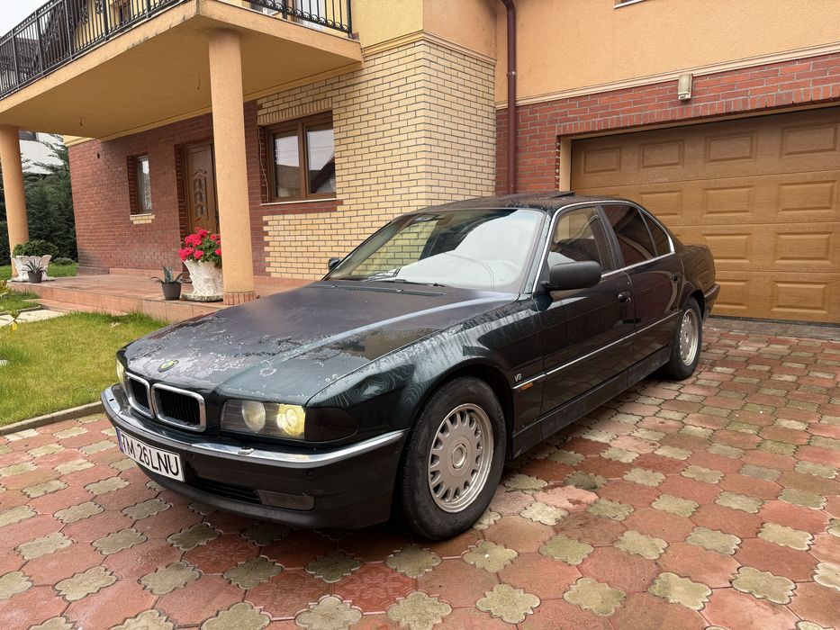 Bmw seria 7 725 e38 Manual