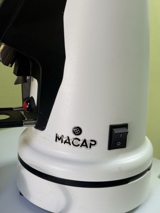 Кофемолка Macap в хорошем состоянии/почти новая!