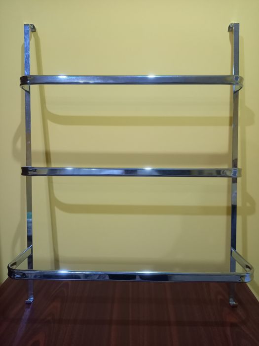 Suport nou de perete, triplu etajat pentru prosoape de baie