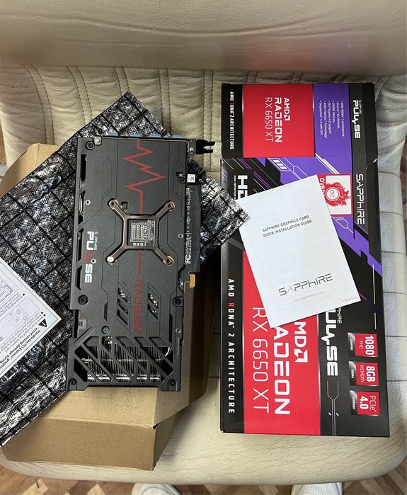 Placa Video AMD Radeon Sapphire Pulse RX 6650 XT Gaming OC 8GB GDDR6