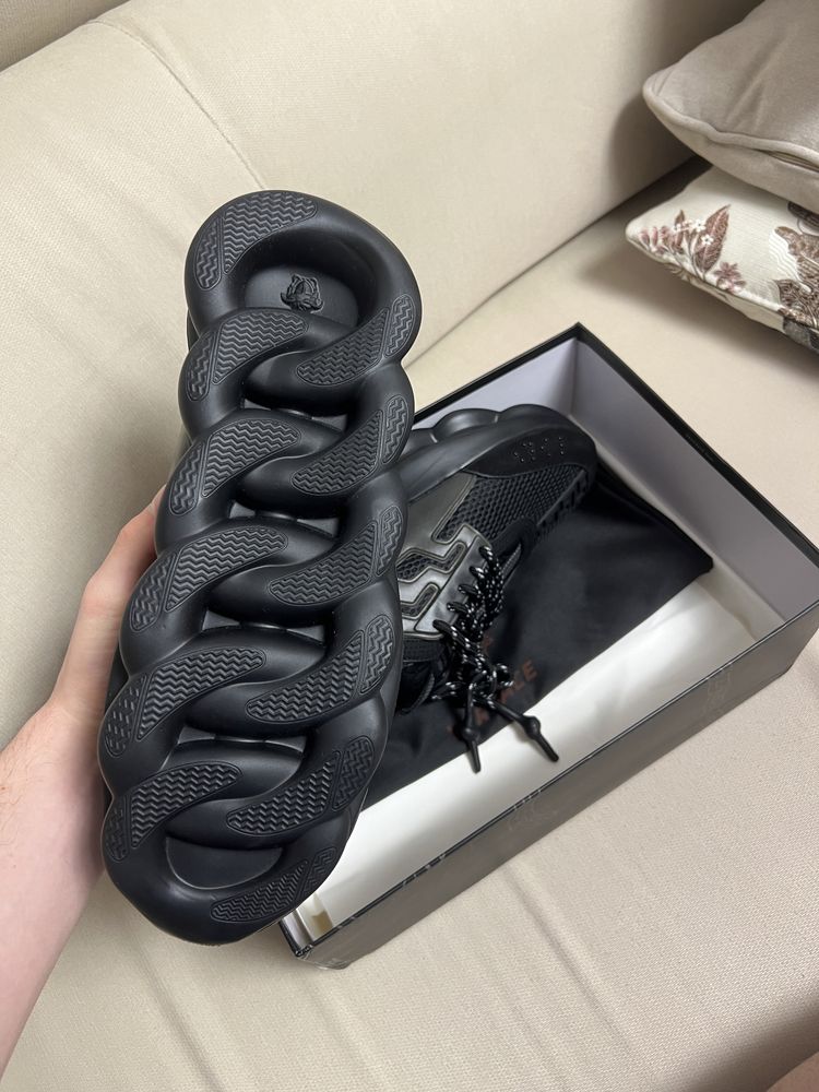 *HAPPY SUMMER* Versace Chain Reaction Triple Black