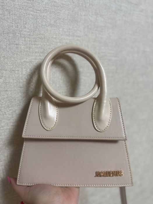 Чанта jacquemus нова