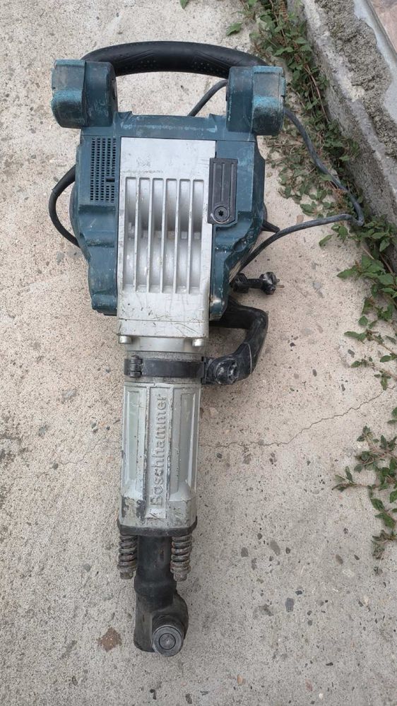 Професионален Къртач Bosch GSH 16 Professional