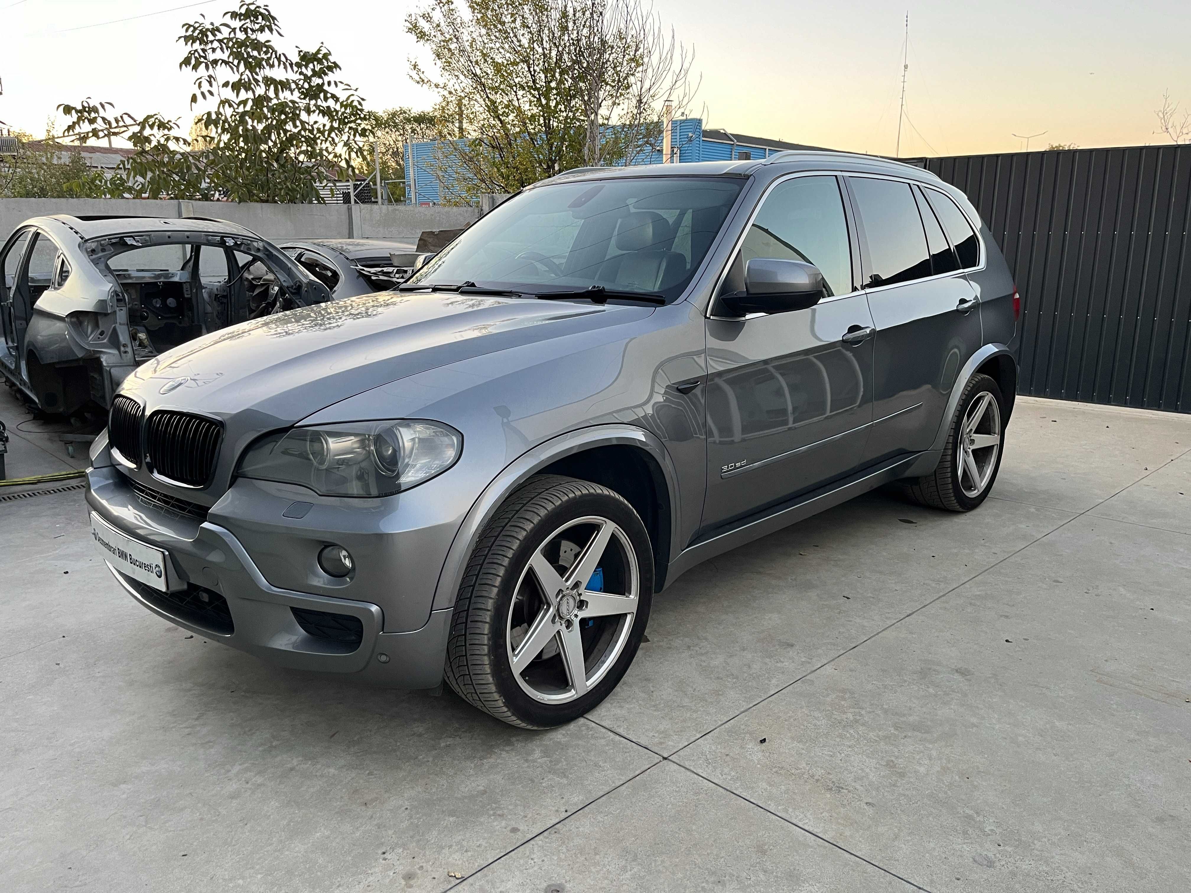 Dezmembrez BMW X5 E70 NFL 3.0sd 286cp pachet M interior exterior