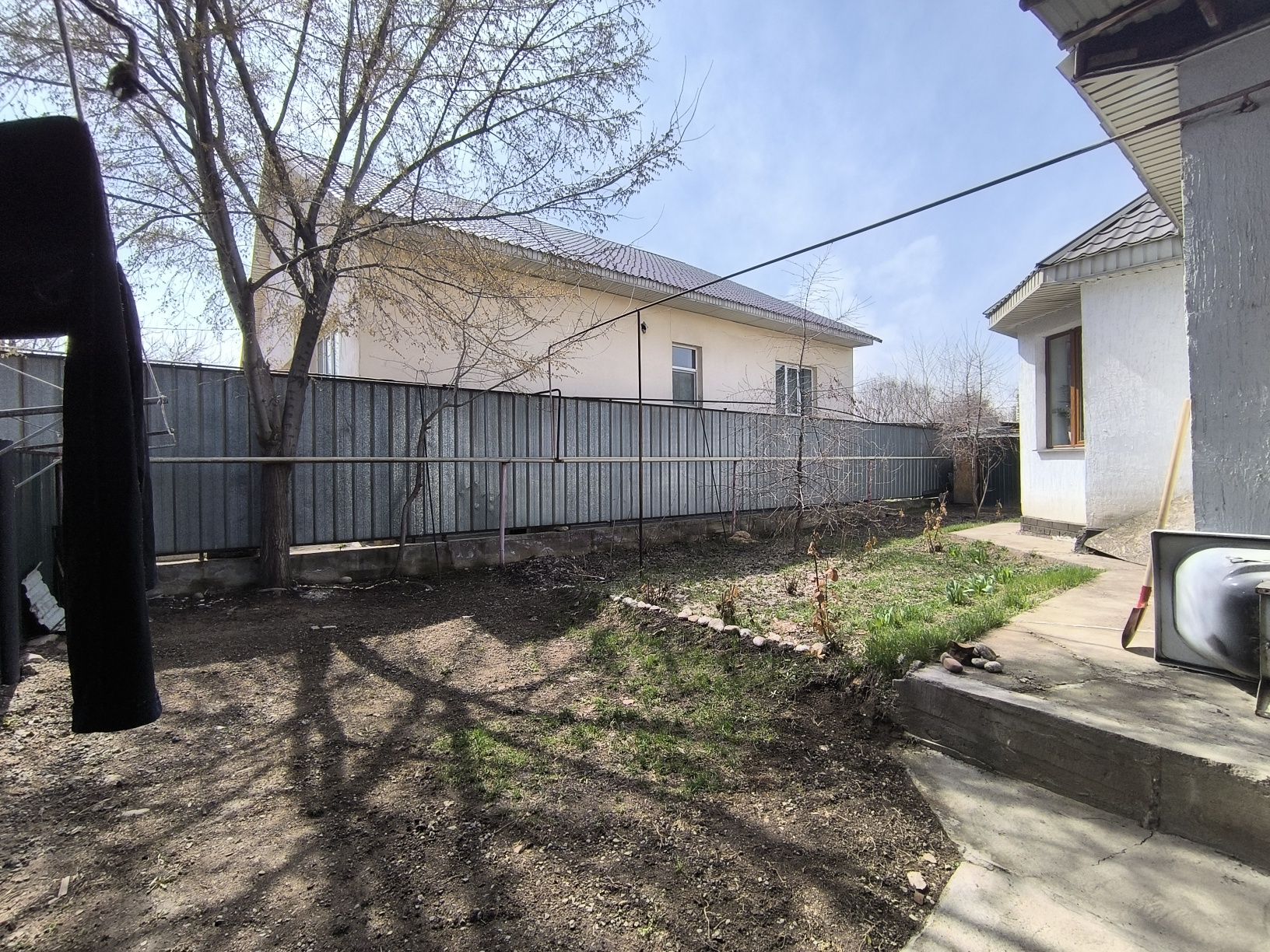 Продам дом 150 кв. В центре Каскелена