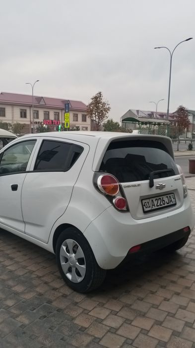 Spark srochna sotiladi