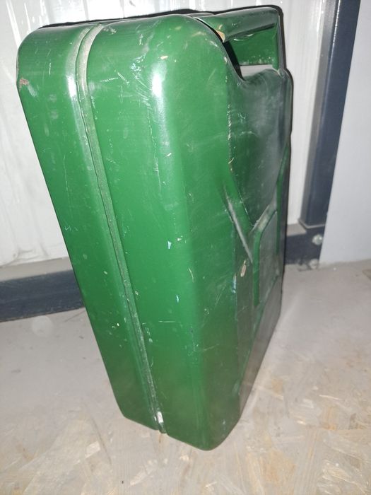 Canistra de benzină, 20L, originală, comunistă, 1987