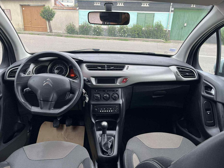 Vând Citroen C3 1.2i Benzină