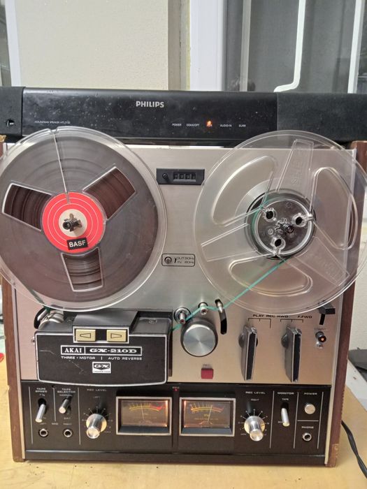 Magnetofon Akai GX210D