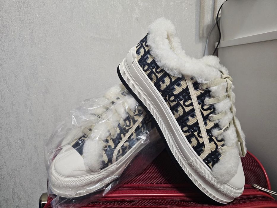 Продам зимний обувь