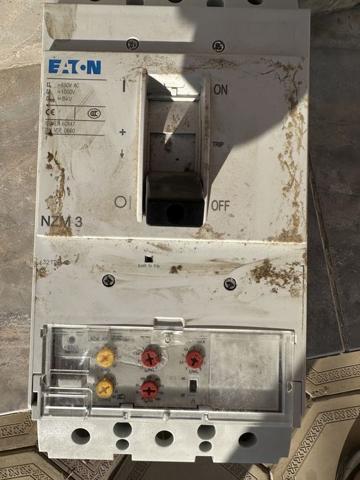 Продается автоматические выключатели трефазные