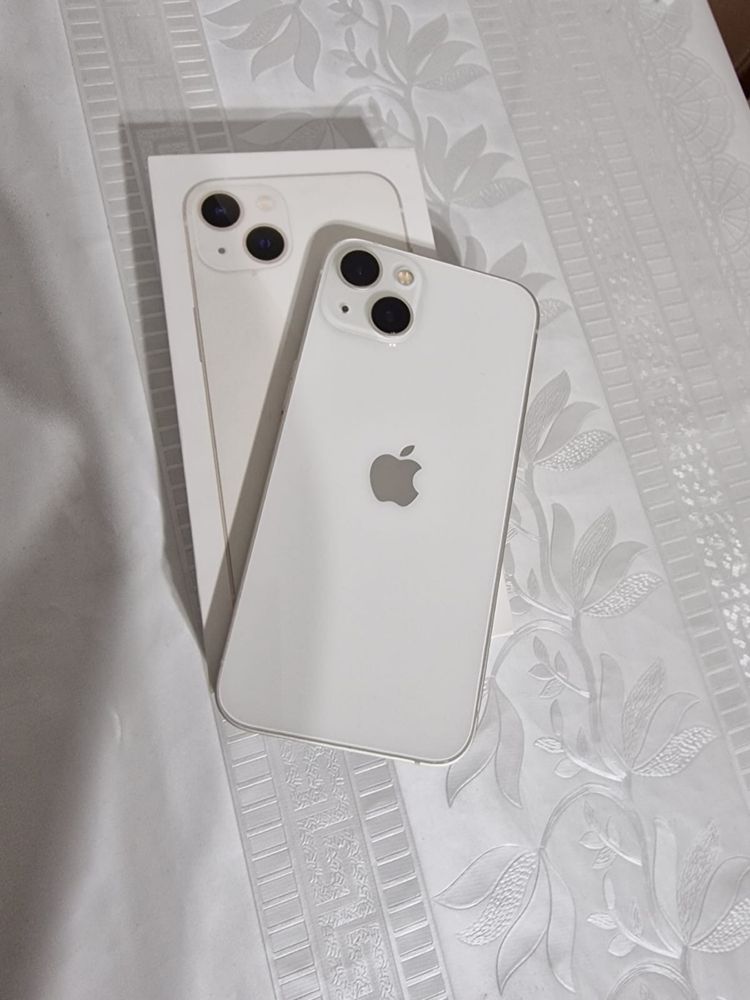 Продам iPhone 13