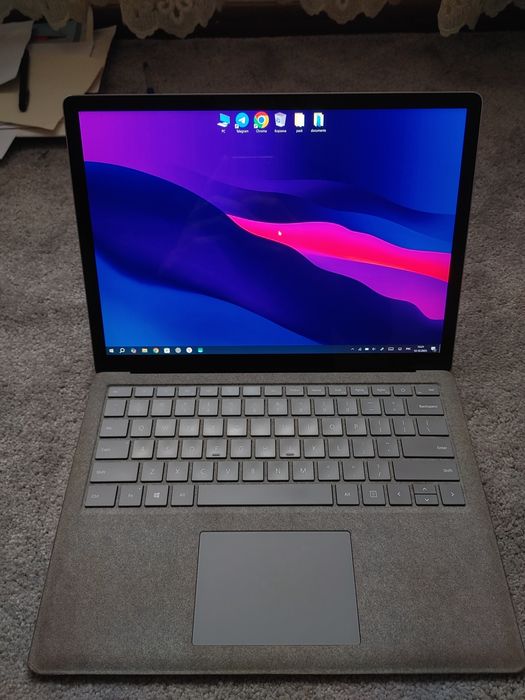 Microsoft surface laptop 2