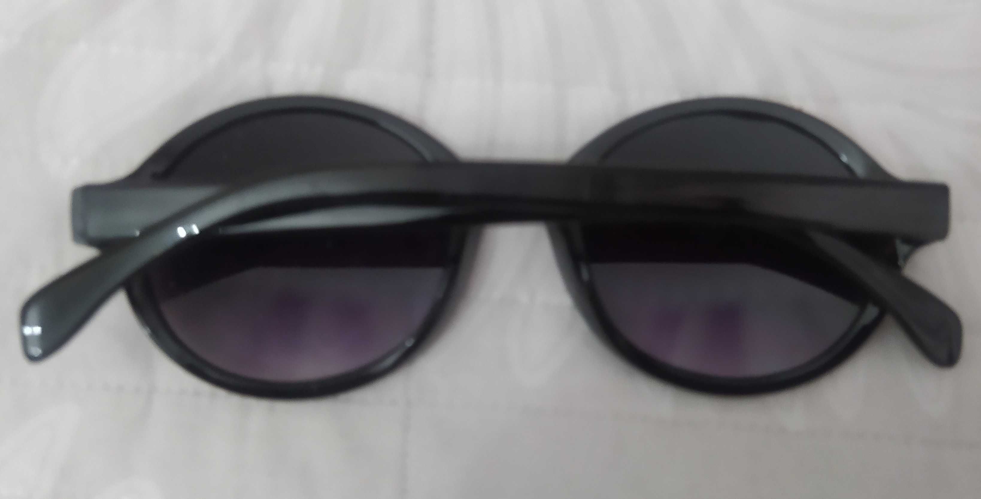 Солнцезащитные очки унисекс