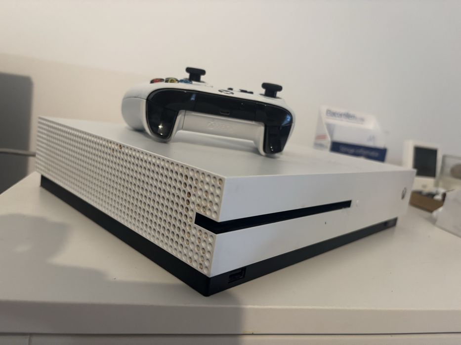 Xbox One console