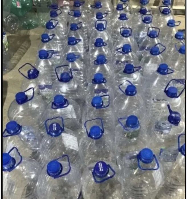 Баклажки и от кефира тары продаются