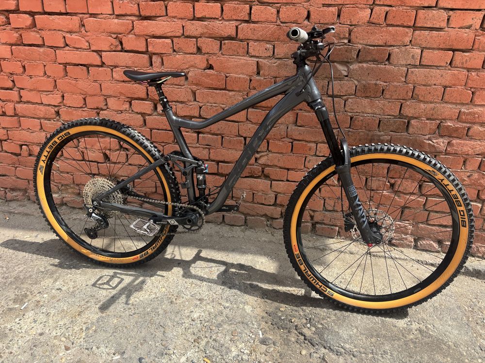 Алуминиев велосипед Giant Stance 29 цола
