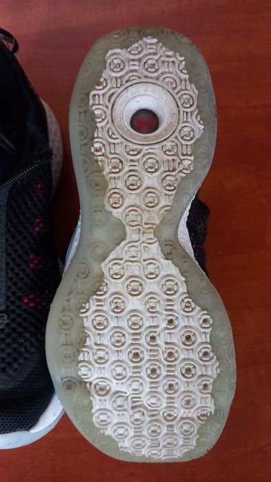 Ghete baschet Nike PG 4