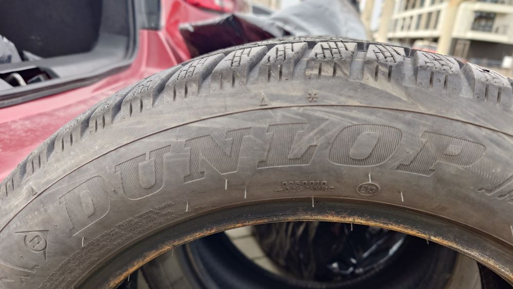 2 бр. зимни гуми Dunlop 205/55/16