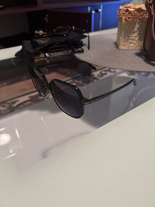 Esarfe rame ochelari genti