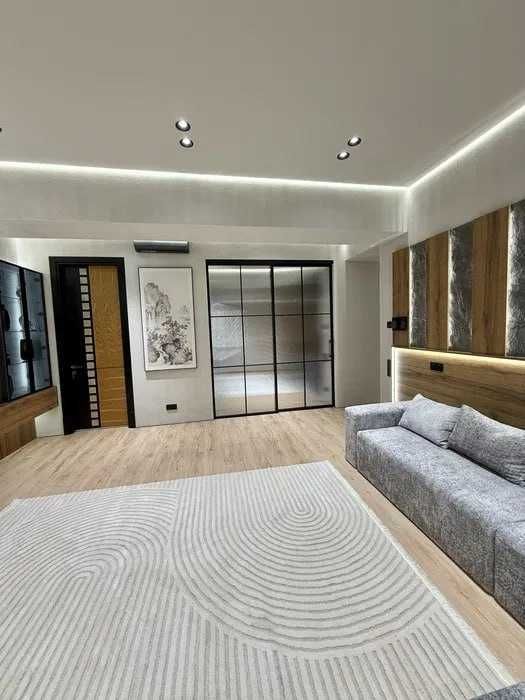 Продаю квартиру/ЖК/“Кипарис”/Ц-4/Юнусабад/Шедевр/3-комнатная