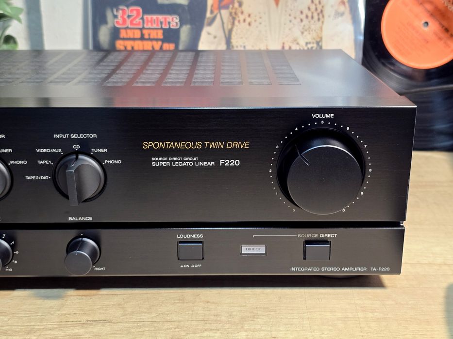 Amplificator SONY TA-F220A, made in japan, hifi stereo
