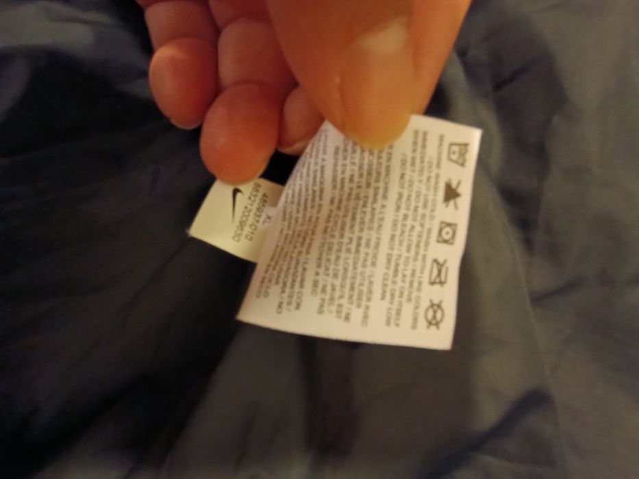 Geaca Nike lucioasă cu puf M