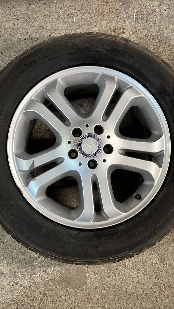 Roti  255 55 18 jante ORIGINALE MERCEDES aliaj cu anvelope ML